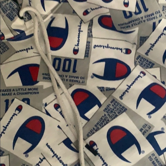 Champion hoodie - Picture 2 of 3